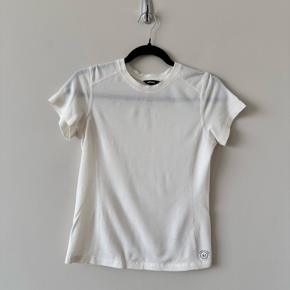 Allbirds-Waffle Textured Cream Lightweight Tee (Size:Small)